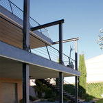 Detalle de barandilla de terraza exterior