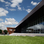 Entrada principal al edificio