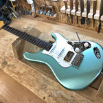 GUITARS & BASSES : オーダーメイドギター - 静岡のY.O.S.ギター GUITARS & BASSES : オーダーメイドギター - 静岡のY.O.S.ギター