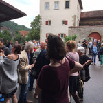 Die Eröffnung im Schlosshof