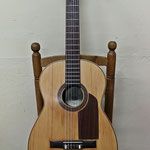 Guitarra construida por Vicente Sanchís Badía en los últimos años de la década de los 60.