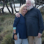 Emily und Peter Hess, Ikaria