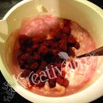 Himbeer-Amicelli-Torte - Himbeeren hinzufügen