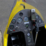 Das Cockpit des Gyrokopters.