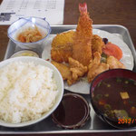 ボリュームたっぷりの定食
