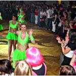 Sorgten für Abwechslung nach Mitternacht: Die Showgirls der Pockinger Prinzengarde wurden von den 500 Gästen in der Stadthalle bejubelt.