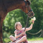 Julia und ihre Tochter mit dem Dt. Reitpony Frieda