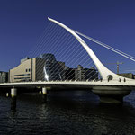 "Samuel Beckett Bridge, Dublin" von Ralf Flinspach (06.2018)