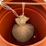 preparazione del Compost tea che sarà distribuito su baby leaf - OP PONTINATURA