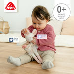 Baby spielt mit Bean Bag Maus aus der Fehn Kollektion Feenland
