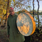 Ayla begleitete uns mit Ihrer Trommel