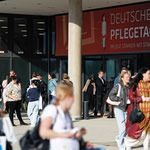 Tausende von Besuchern strömten auch in diesem Jahr zum wichtigen Pflegekongress nach Berlin, VdS / Holger Groß 