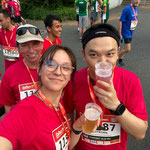 die Auszubildenden aus der S'23: Yosi Mebold und Thitikorn Yodboon