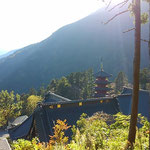 久遠寺と五重塔