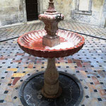 Brunnen in der Kathedrale