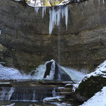 Impressionen vom winterlichen Wasserfall