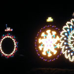 Giant Christmas Lanterns