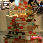 Christmas Tree Showing 3 Basic Social Structures in the Philippines