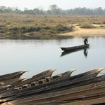 Der Chitwan Nationalpark wurde im Jahre 1984 zum UNESCO-Welterbe erklärt und 1997 um eine Pufferzone von 766,1 km2 erweitert.