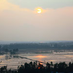 Sonnenuntergang bei Chau Doc an der Grenze zu Kambodscha