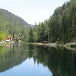 Unterwegs finden wir den Lago Smeraldo 