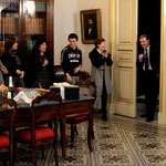 La sorpresa in sala riunioni.