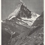 Als Auguste Vautier-Dufour um 1900 das Matterhorn fotografierte, hielt er im Vordergrund die weiten Ackerareale fest, die im Gebiet Herbrigweng oberhalb des Kulturwanderwegs liegen und damals noch intensiv bewirtschaftet wurden (publiziert in: La Patrie S