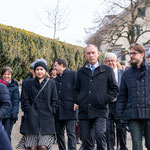 Der Gang vom Schloss in die Kirche.
