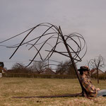 Sculpture en acier en forme d'arbre