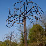 Sculptures en acier en forme d'arbre