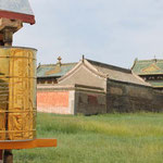 Gebetsmühlen und Tempel in Erdene Zuu Khiid, Karakorum