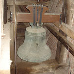 Glocke II, Gussjahr 1726, Gießermeister Laurentius Strahlborn, Lübeck, (ehemals Glocke im Geläut der Nikolaikirche Rostock)