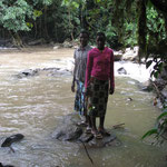 Vivien und Scharon im Kakamega Rainforest.