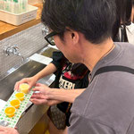 道後温泉では蛇口から冷たい蜜柑ジュースの出る店がありました。　・蛇口から冷たい蜜柑ジュースかな(和良)