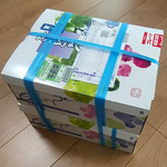 果実王国である岡山の友から葡萄がたくさん届けられました。　　　　　・岡山の友よりどつと葡萄来る(和良)