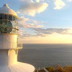 室戸岬の燈台からは270度の視野で太平洋が眺望できました。　　　　　　・初春の太平洋の青さかな(和良)