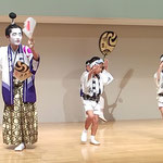 さくらホールの阿波踊ではコミカルな子供たちの演技もありました。　・コミカルな子らの演技も阿波踊(和良)