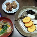 今年のお正月の三が日は好きな雑煮を毎日いただきました。　　　　　・三が日好きな雑煮で過ごしけり(和良)