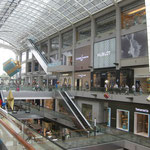Marina Bay Sands Hotel mit integrierter Shopping Mall 