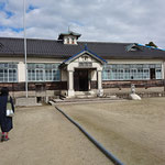 国登録有形文化財の桐林館（旧阿下喜小学校）　カフェやイベントスペースとして再生！