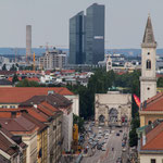 Ludwigstraße mit Blick auf das Siegestor in München