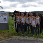 L-Gruppe Bad Ems 2 mit Longenführerin Jessica Schumacher und Pferd Maximus