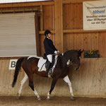 Bianca und Cheyenne 2013 auf Cheyenns erstem Reitturnier