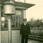 David Nüesch, Spätdienst. 1956 neues Bahnwärterhaus.