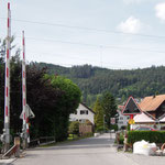 Uebergang Schützenstrasse, Blick ins Dorf