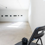 Ermanno Cristini, "To be late (Nocturnal)", 2019, nastro adesivo, sedia, 40×80×60 cm, ph. Ulrich Egger
