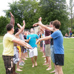 Vertrauensübung mit SOG www.sports-outdoorguide.de