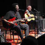 Gänsehaut-Soulstimme Terry Evans zusammen mit Hans Theessink in Dortmund (Foto: Möller)