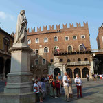 Dantedenkmal in Verona, Italien