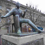 Denkmal für Heinich Heine von Waldemar Grizimek an der Humboldt Universität, Berlin